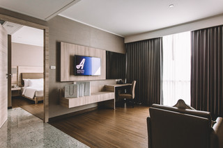 Room thumbnail 44