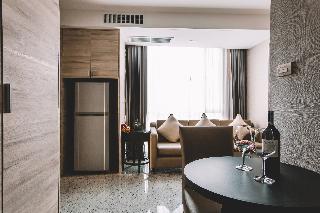 Room thumbnail 111