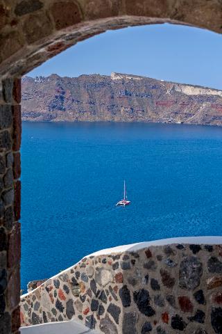 Canaves Oia Suites