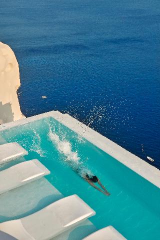 Canaves Oia Suites