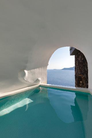 Canaves Oia Suites