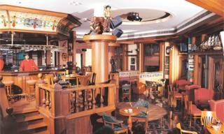 Bar
 di Tivoli Garden Resort