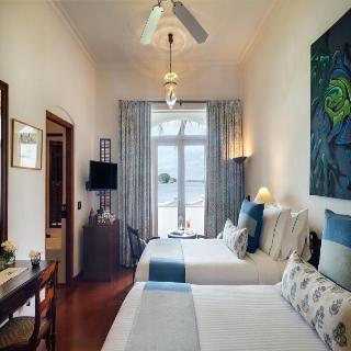 Room Room