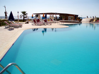Pool
 di Crystal Rocks Holiday Village