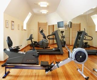 Sports and Entertainment
 di Nh Gent Belfort