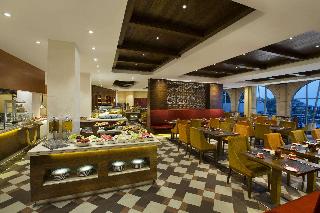 Hilton Al Hamra Beach & Golf Resort - Restaurant