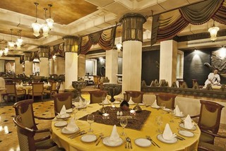 Gulf Hotel Bahrain Convention and Spa - Restaurant