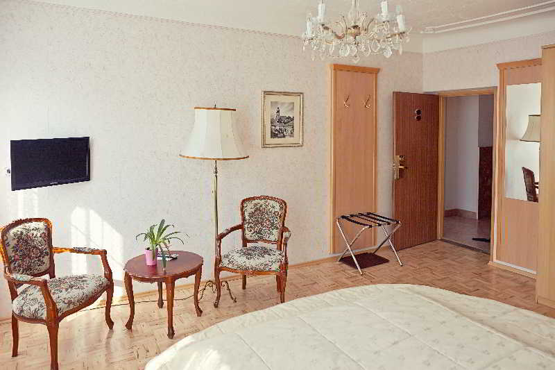 Room
 di Am Brillantengrund