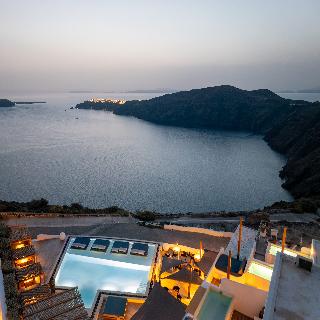Amaze Suites