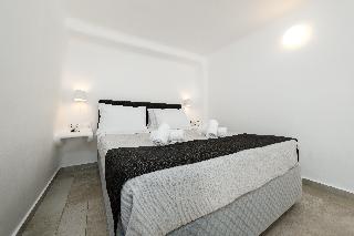 Amaze Suites