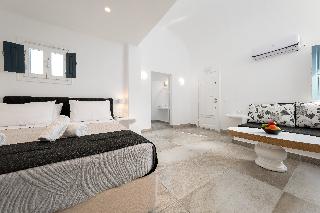 Amaze Suites