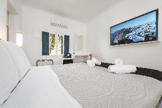Amaze Suites