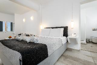 Amaze Suites