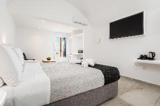 Amaze Suites