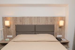 Room Room