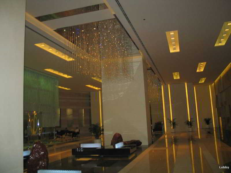 Lobby
 di L'hotel Nina et Convention Centre Hong Kong