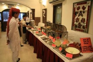 Restaurant
 di Swati Deluxe