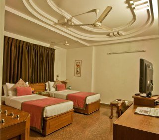 Room
 di Swati Deluxe