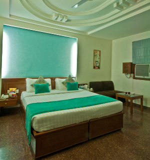 Room
 di Swati Deluxe