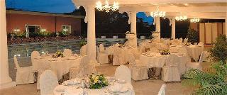 Pamaran Hotel, Naples