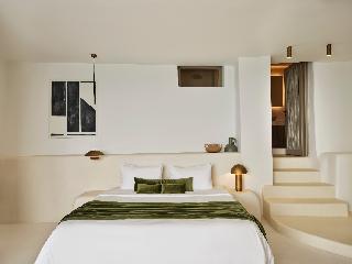Andronis Luxury Suites