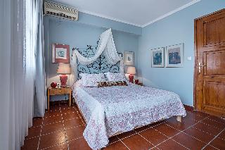 Calergi Residence