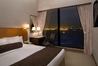 Room
 di Island Pacific Hotel
