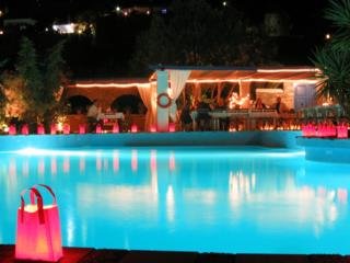 Pool
 di Lefkes Village
