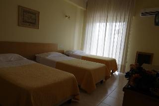 Tennis Hotel, Naples