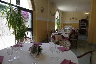 Tennis Hotel, Naples