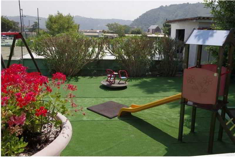 Tennis Hotel, Naples