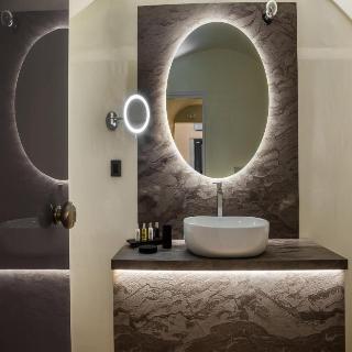 Sun Rocks Boutique Hotel | Caldera View Suites