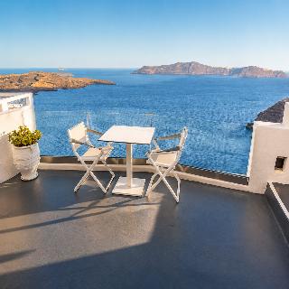 Sun Rocks Boutique Hotel | Caldera View Suites