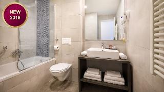 Room Room