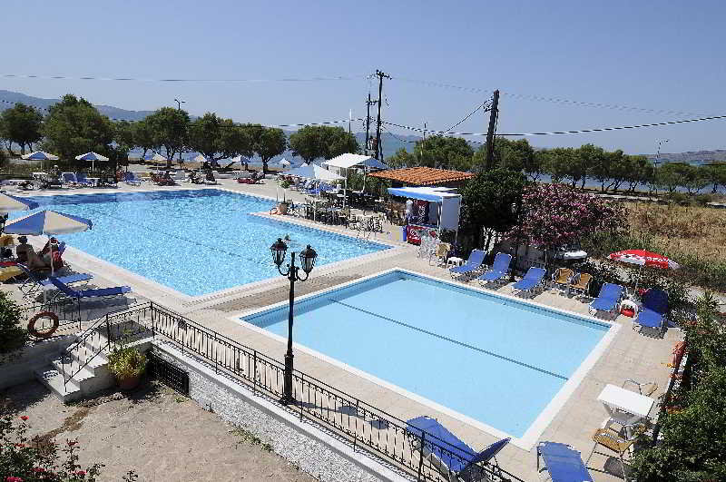 Pool
 di Kalloni bay
