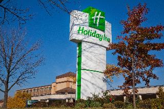 Holiday Inn & Suites Chicago North Shore Skokie