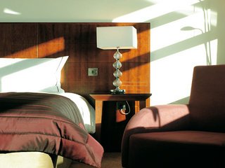 Room
 di Macdonald Manchester