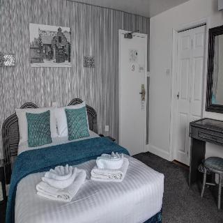 Room Room