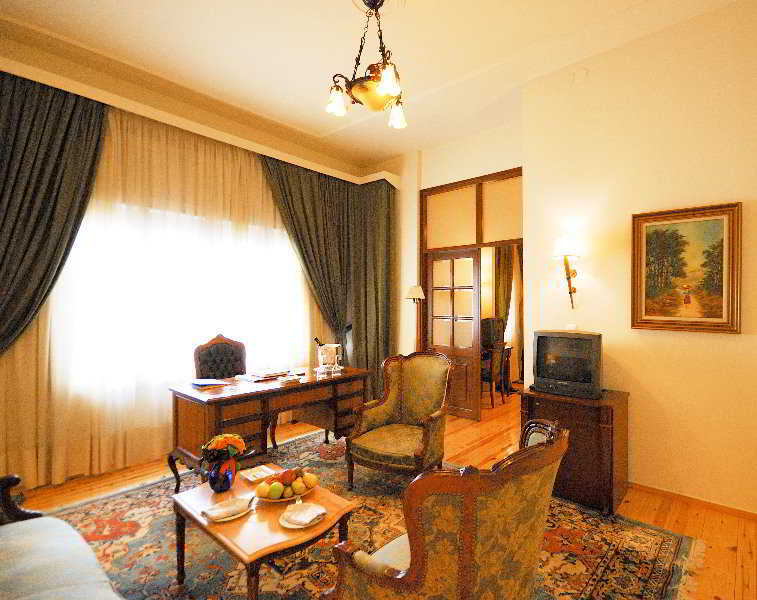 Room
 di The Bristol Hotel