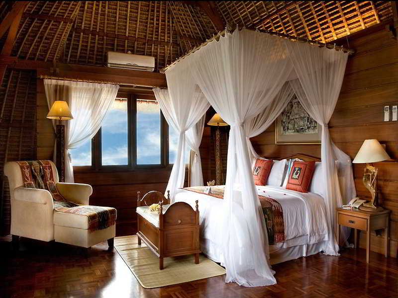Room thumbnail 4