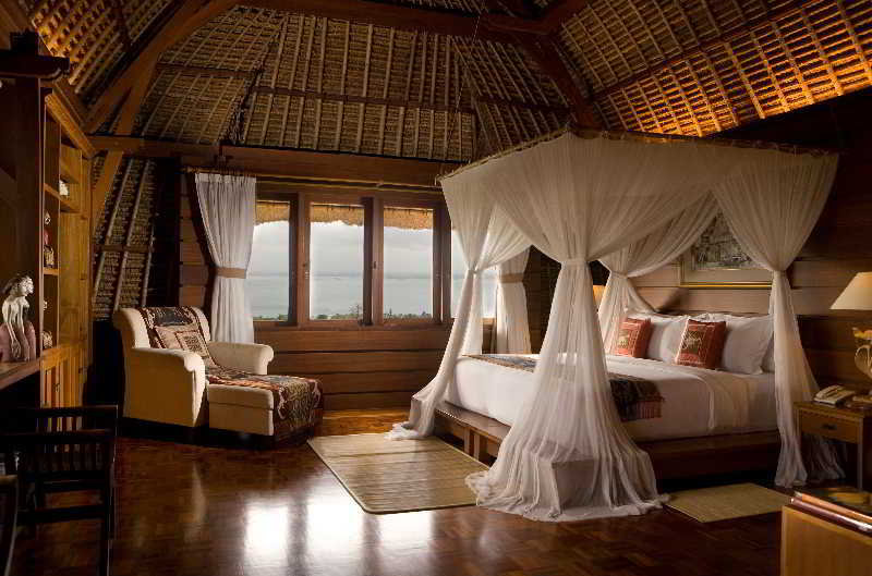 Room thumbnail 5