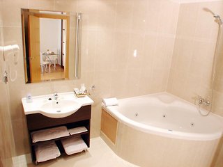 Room
 di Sercotel La Boroña