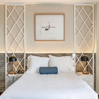 Room Room