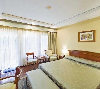 Room thumbnail 16