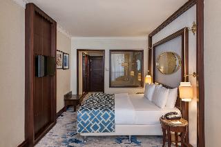 Suite with Queen Size Bed