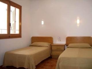 Room thumbnail 1