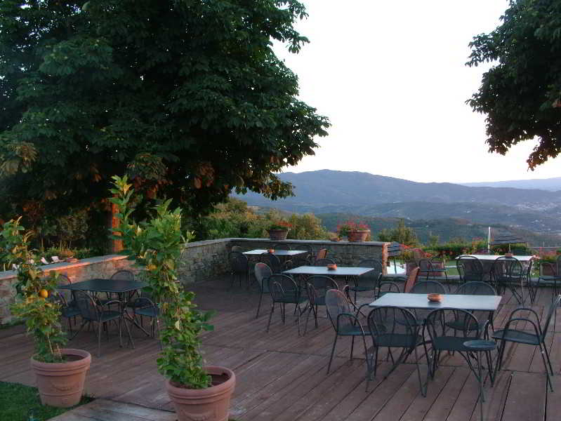Terrace
 di Badia di Pomaio