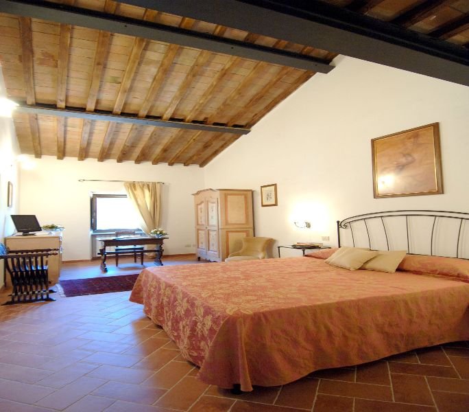 Room
 di Badia di Pomaio