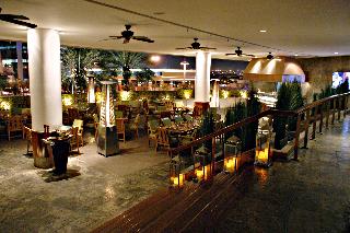 Restaurant
 di Al Faisaliah Hotel, A Rosewood Hotel