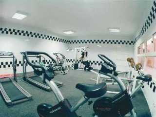 Sports and Entertainment
 di Dellmon Shrouq Hotel